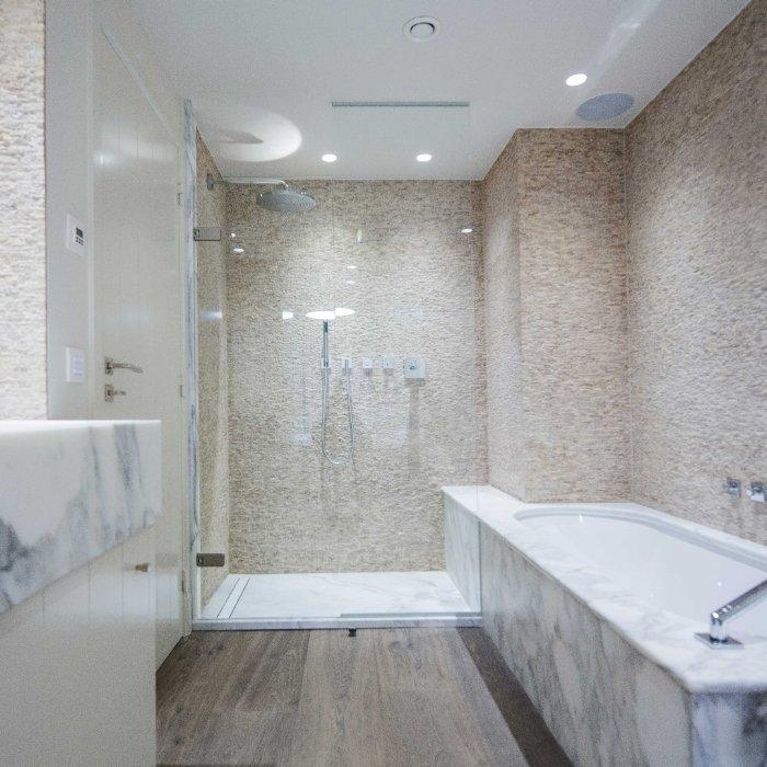 Renovatie van badkamer door Vandenberghe Ieper